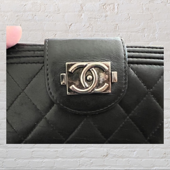 Chanel Quilted Wallet - Picture 2 of 16